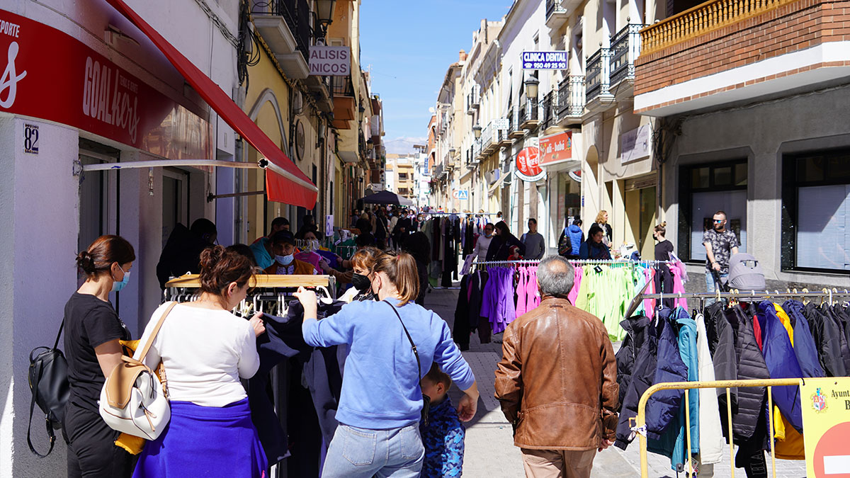 El Mercado de Saldos vuelve este sábado a las calles de Berja